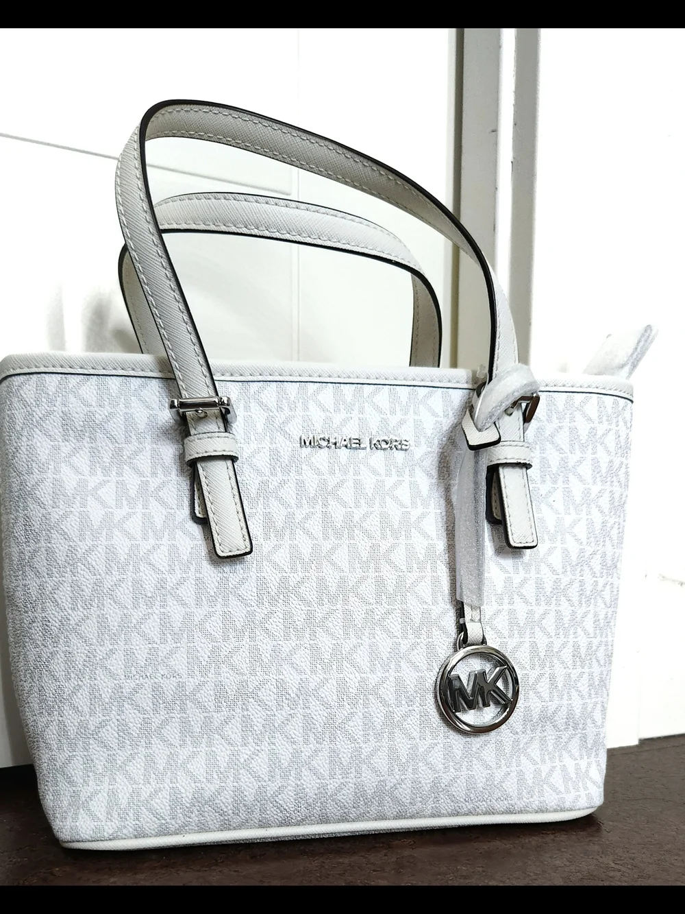 Michael Kors White XS Signature Logo Crossbody Tote Bag - Picture 1 of 7